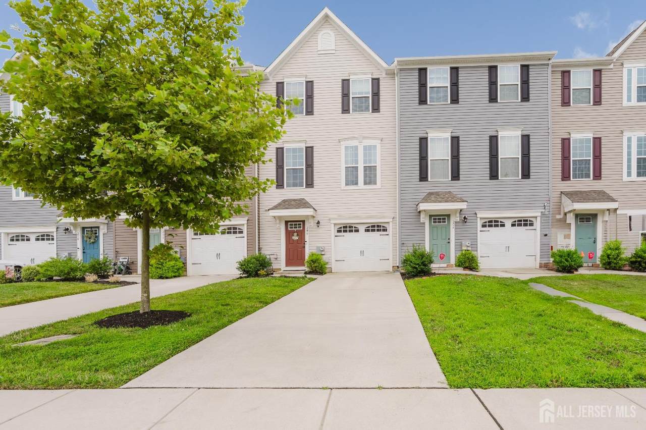 206 Dalton Drive - Photo 1