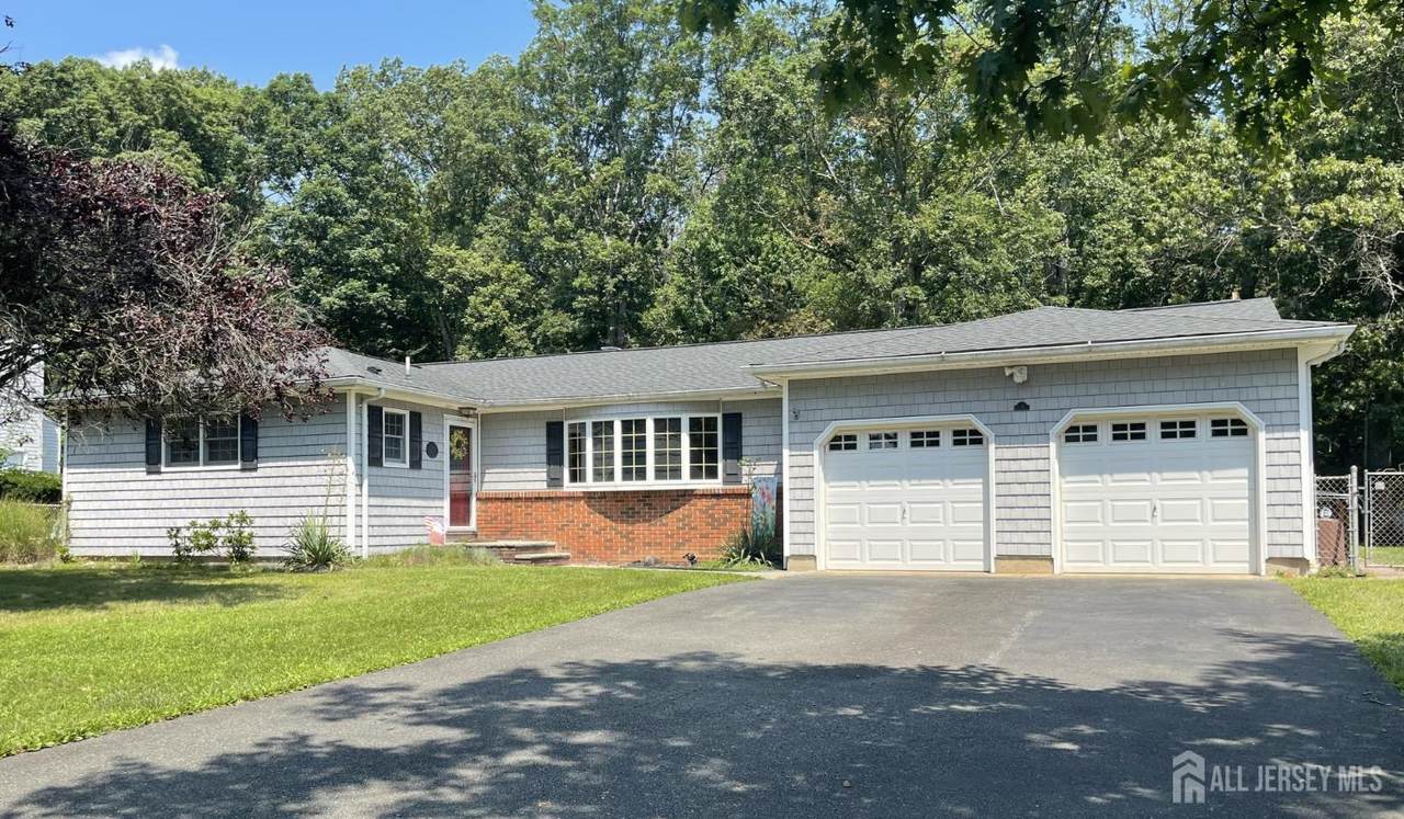 12 Francis Road - Photo 1