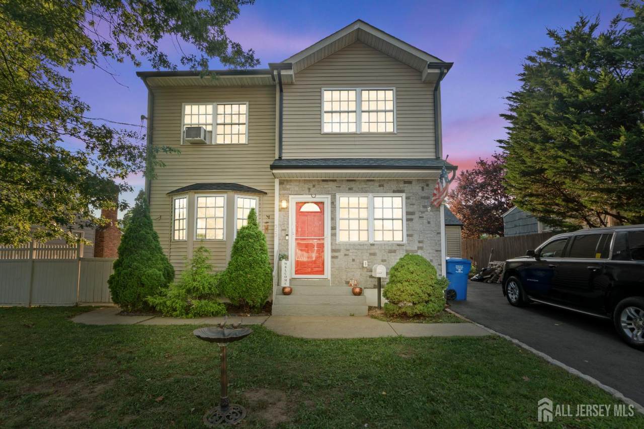 25 Livingston Avenue - Photo 1
