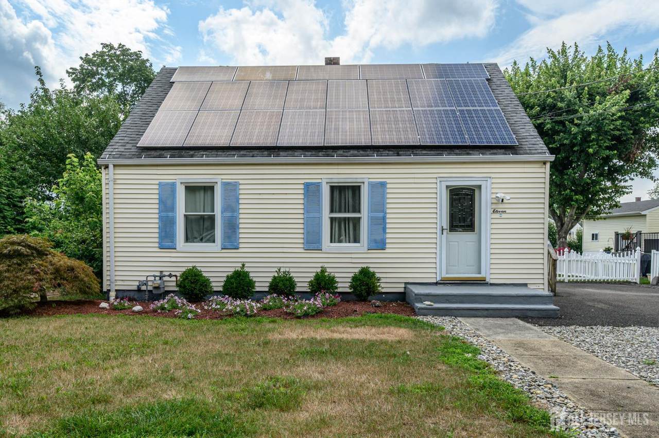 11 Weamaconk Drive - Photo 1