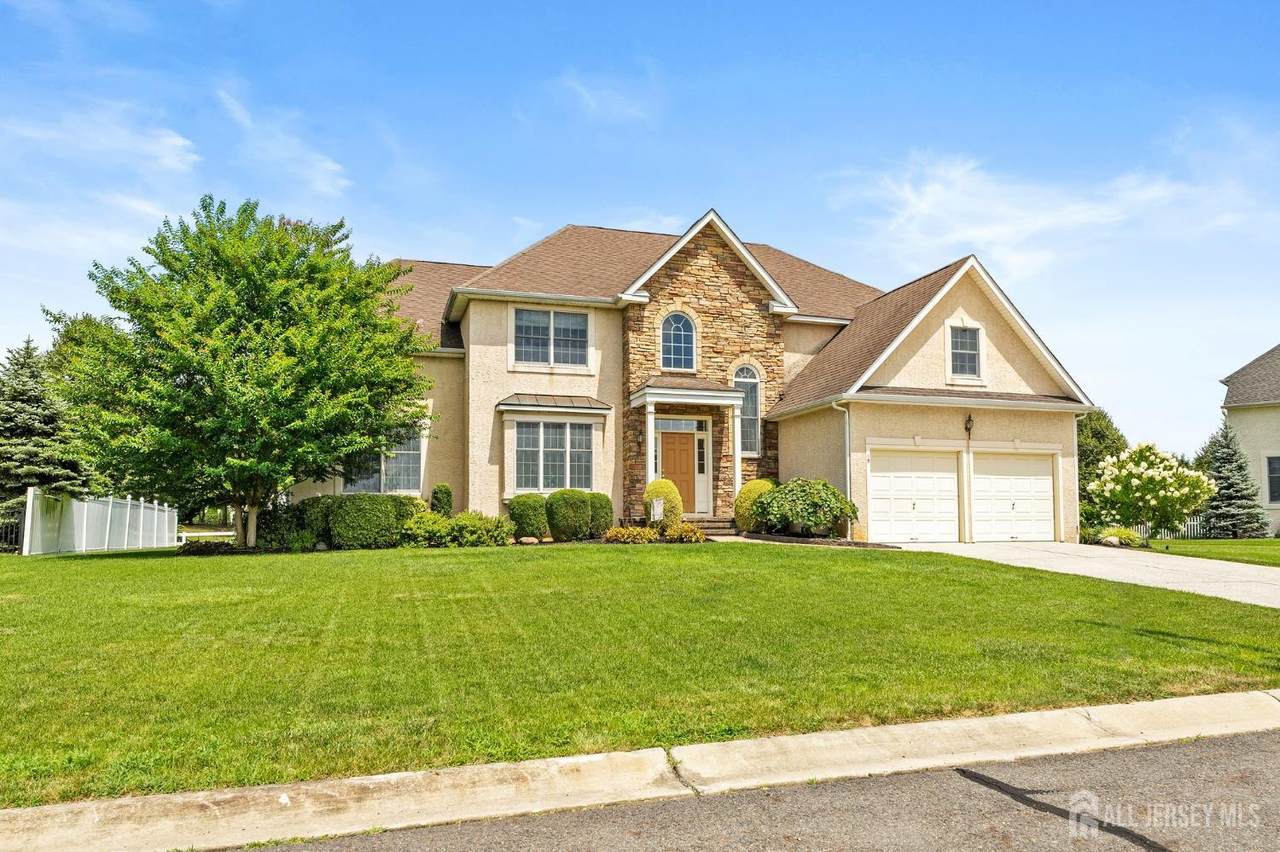 15 Heather Court - Photo 1