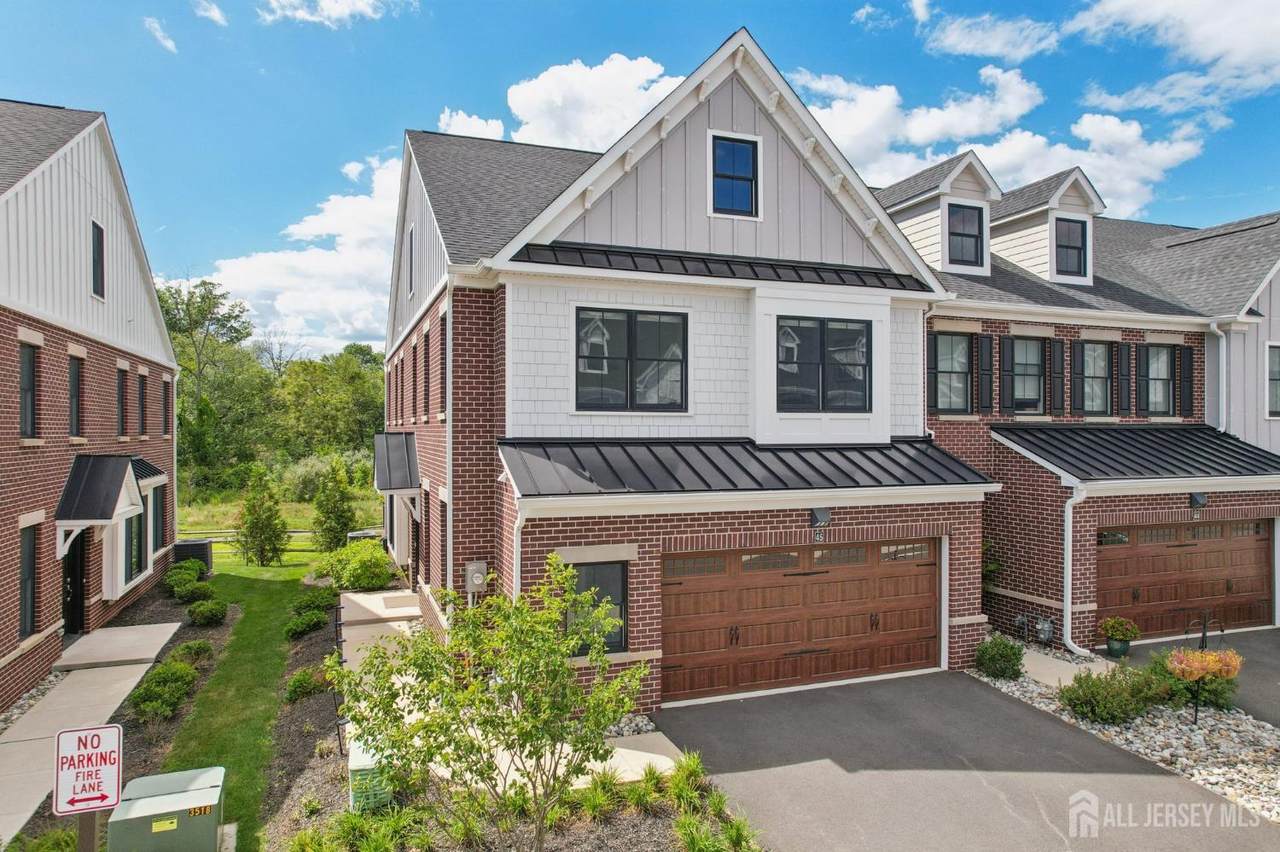 45 Riverwalk - Photo 1