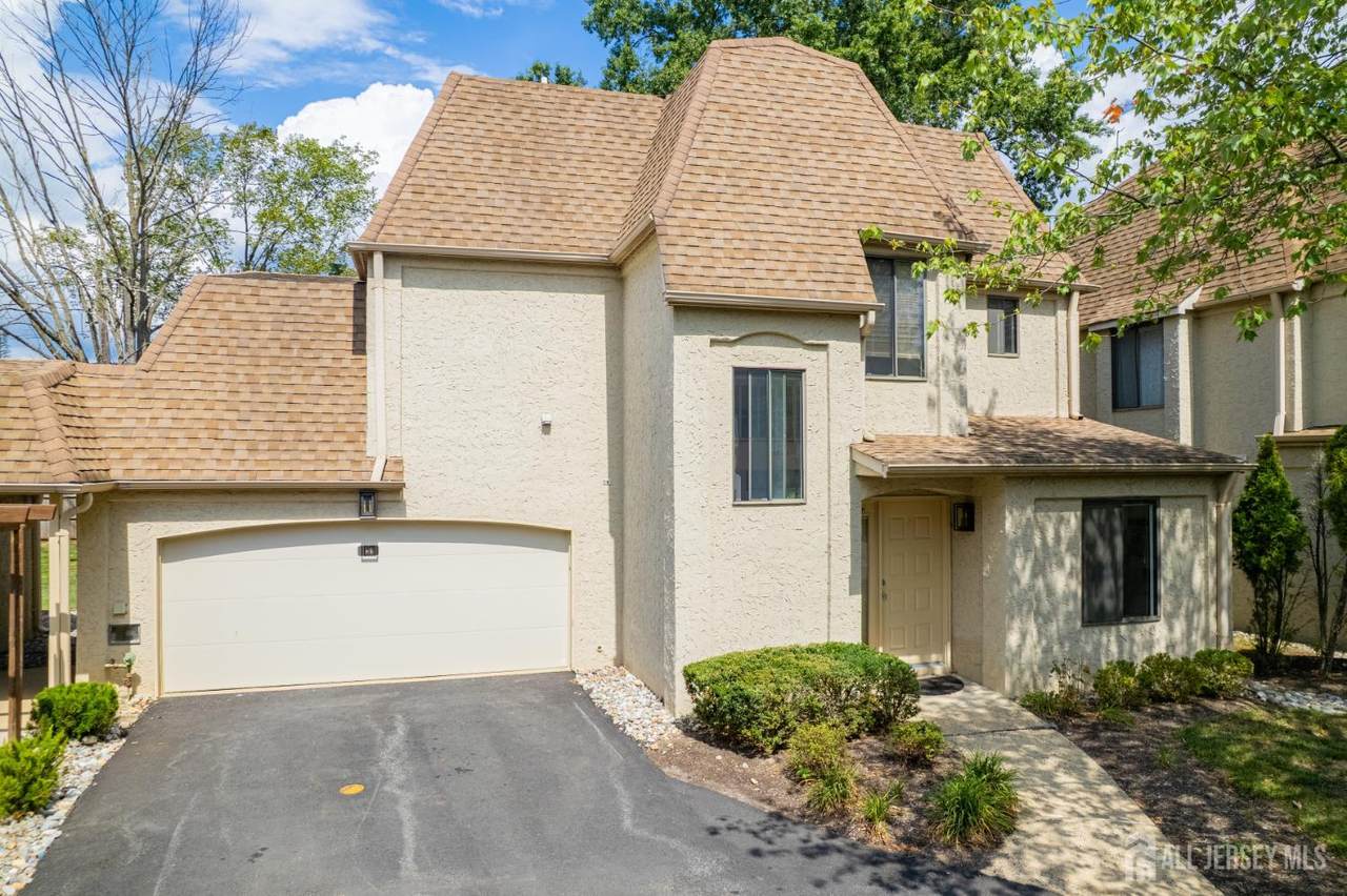 31 Gate House Lane - Photo 1