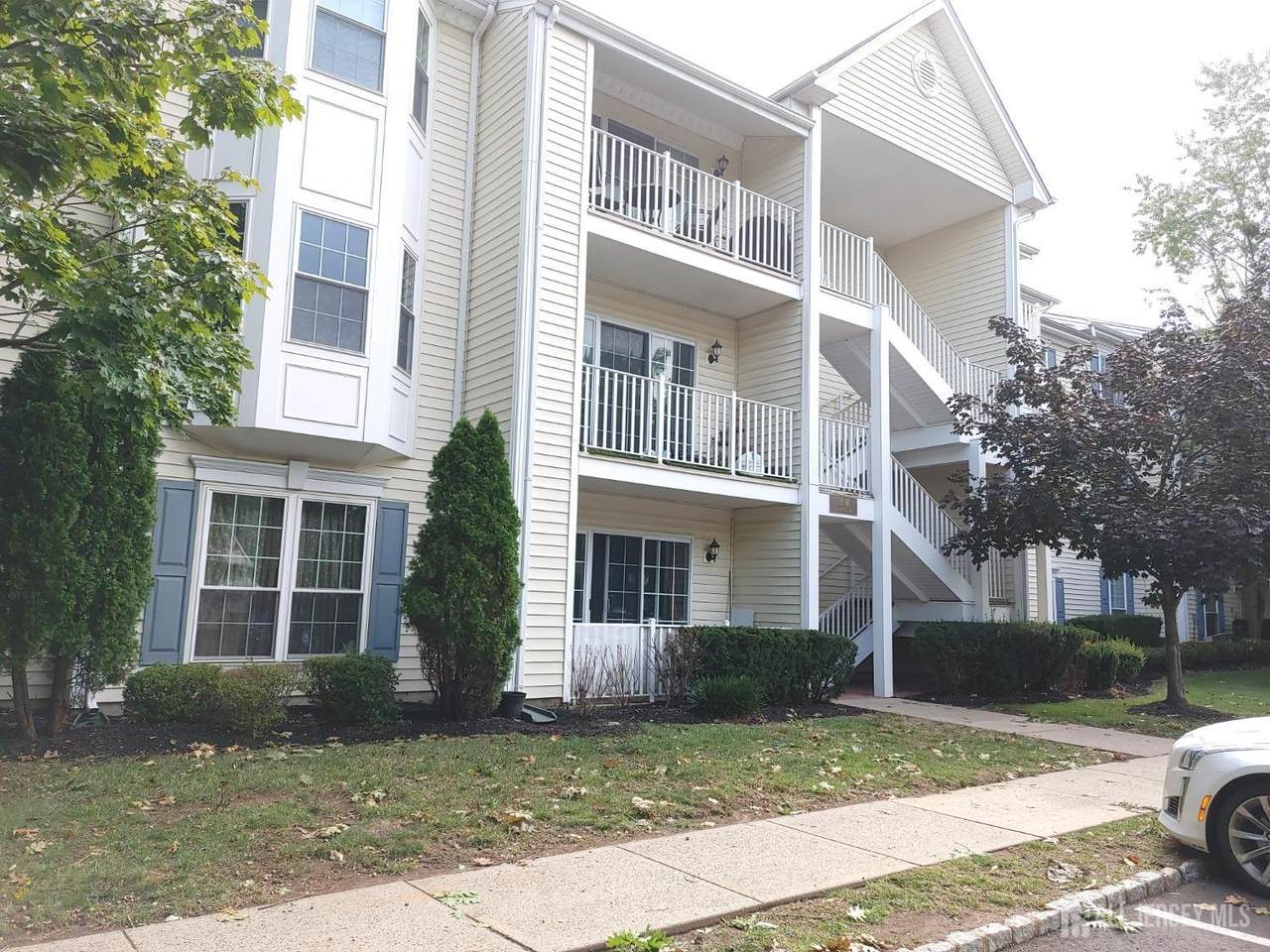 39 Dartmouth Way - Photo 1