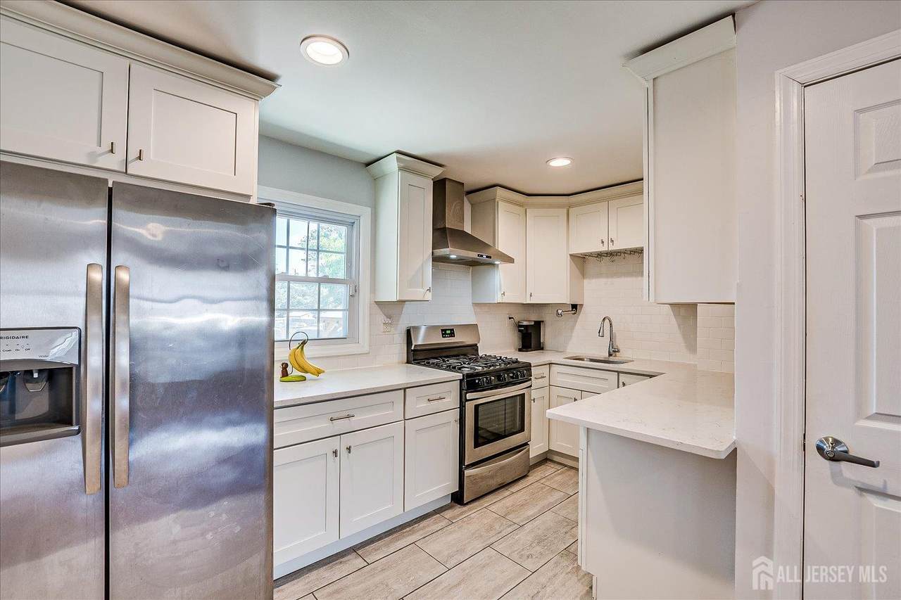 296 High Street - Photo 1