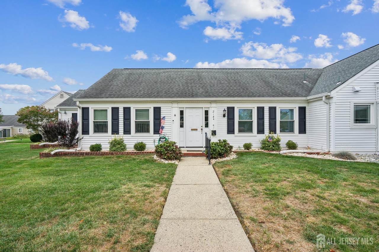 214 Mayflower Way - Photo 1