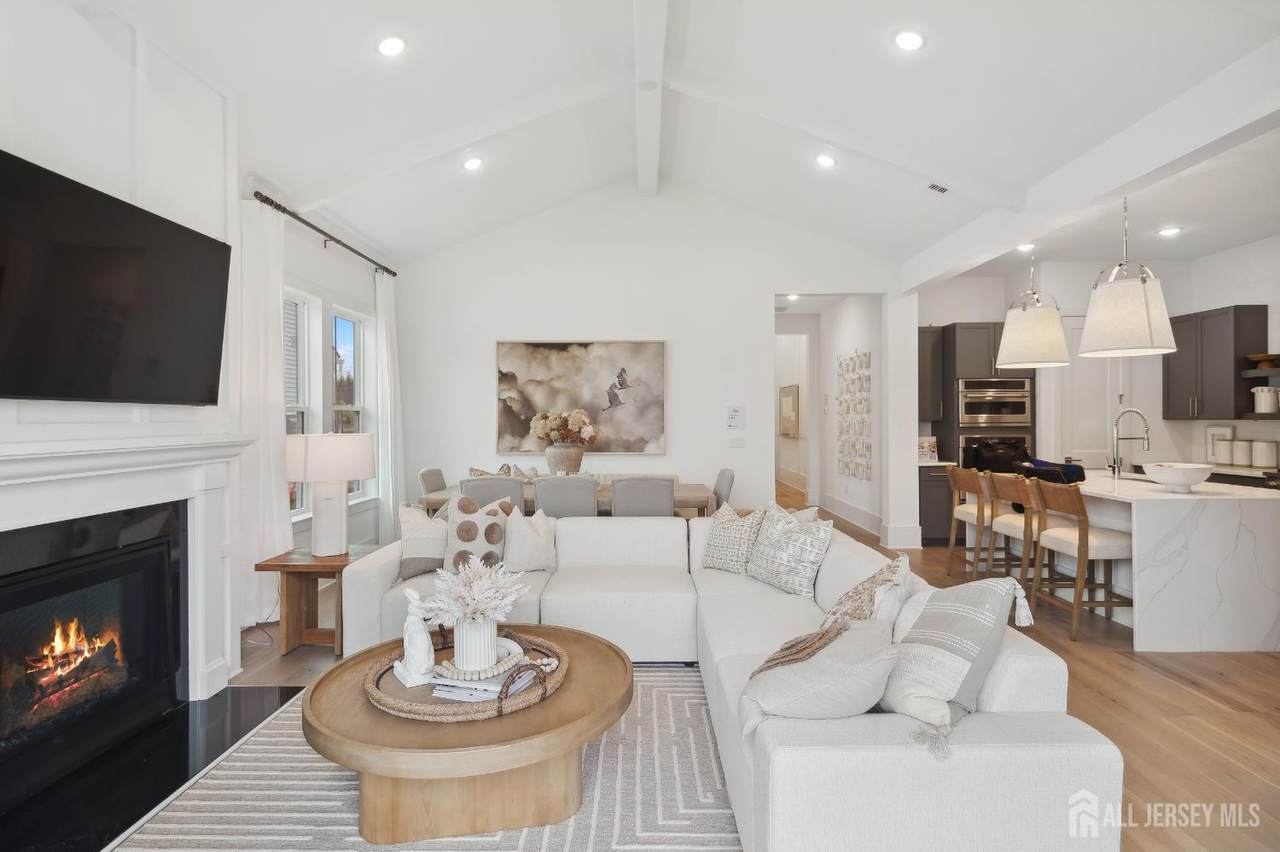 22 Brewer Way - Photo 1