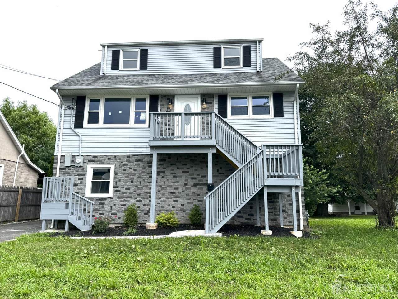 212 Huff Avenue - Photo 1