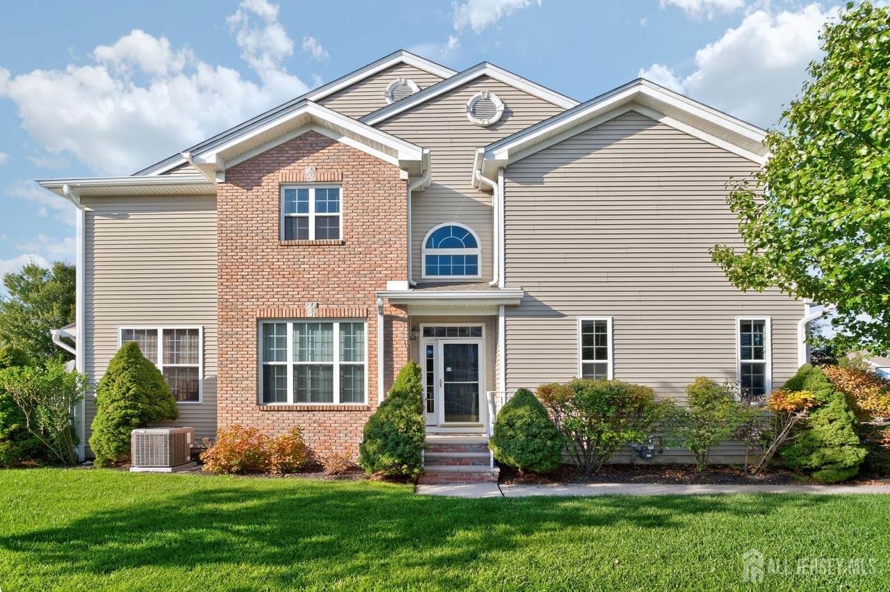 60 Wlodarczyk Place - Photo 1