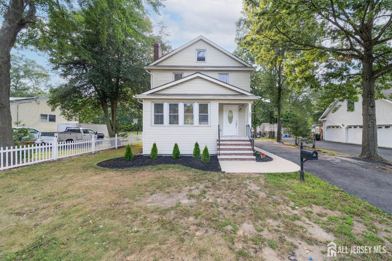 901 Palmer Avenue - Photo 1