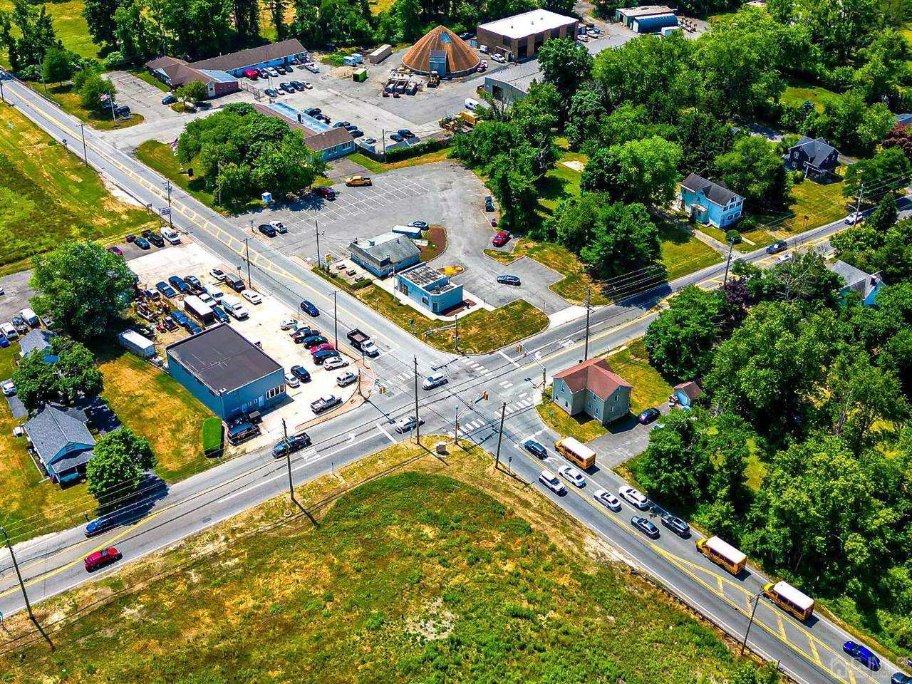 405 Main Street - Photo 1