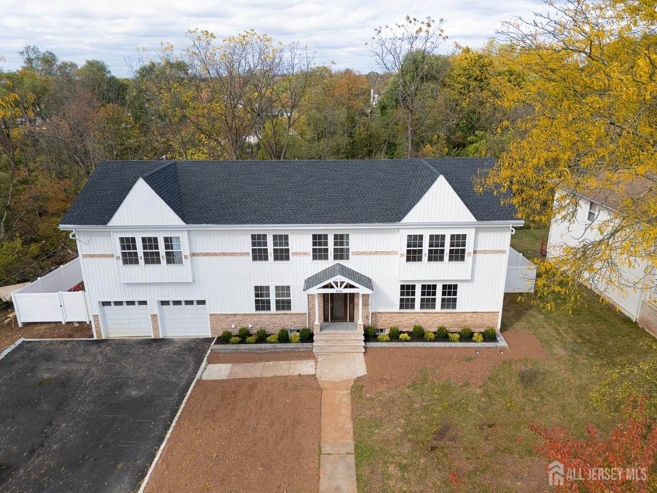 236 Highland Avenue - Photo 1