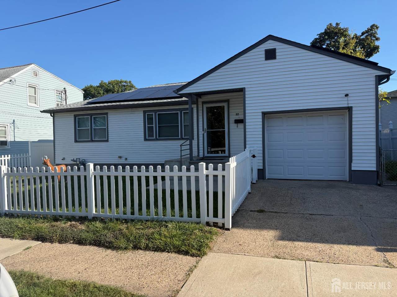 37 Hazelhurst Street - Photo 1