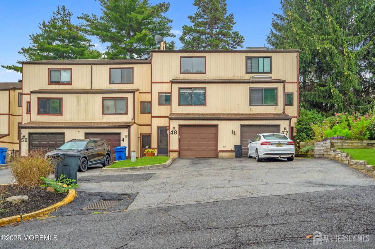 48 Ellen Heath Drive - Photo 1