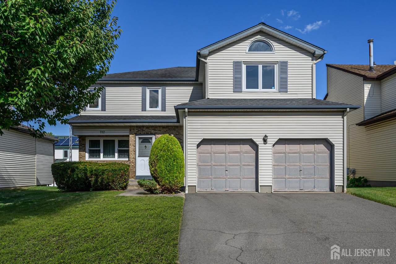 112 Apple Tree Lane - Photo 1