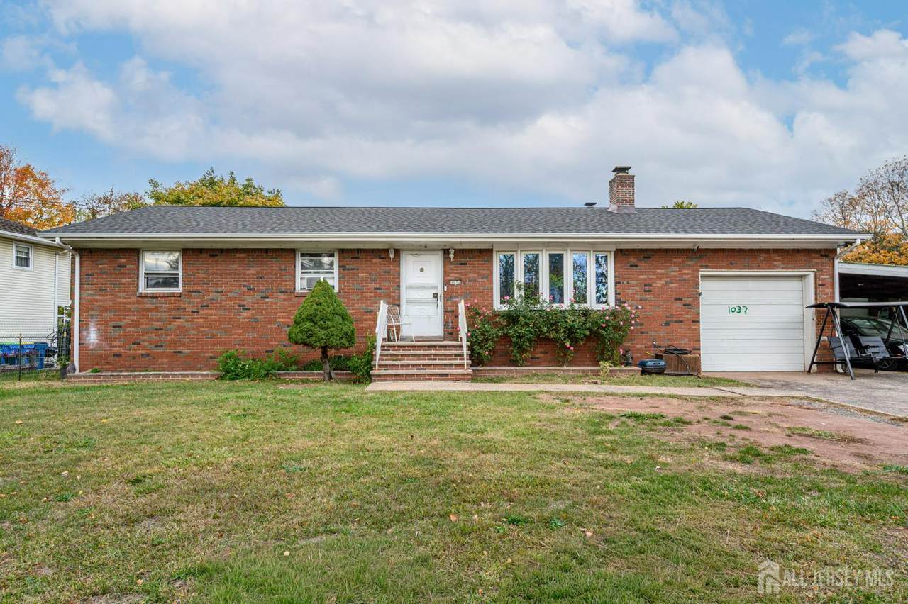 1037 Hamilton Street - Photo 1