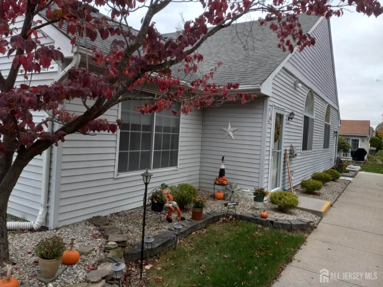 838 Vail Road - Photo 1