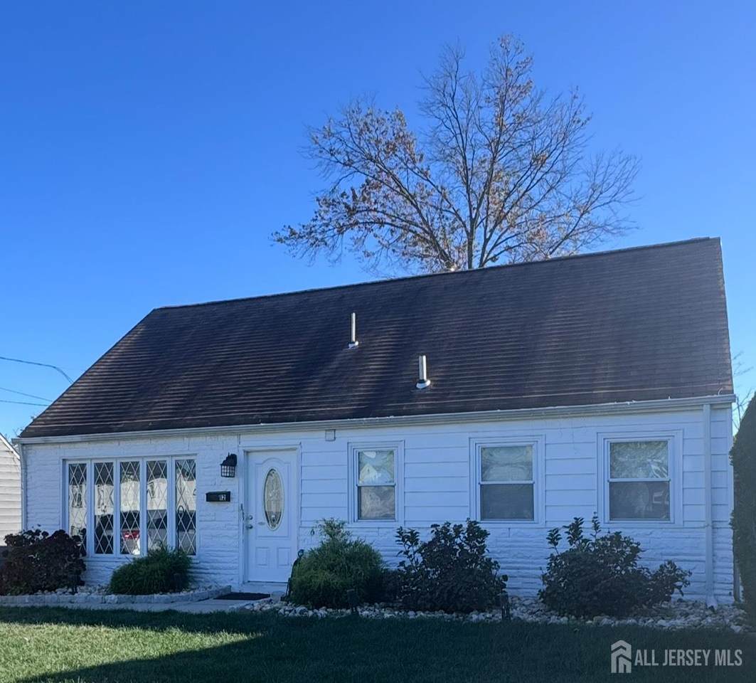 12 W Iselin Parkway - Photo 1