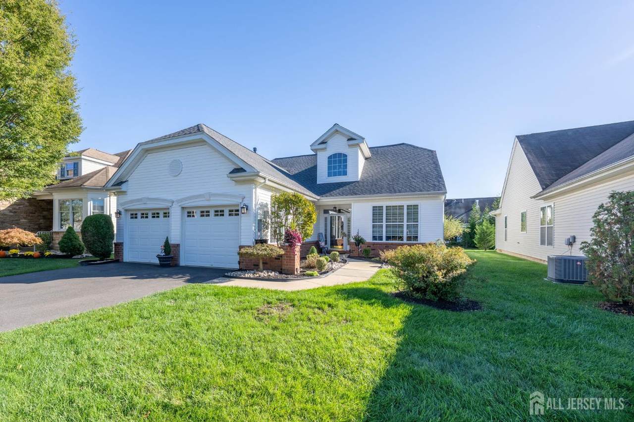 416 Melrose Way - Photo 1