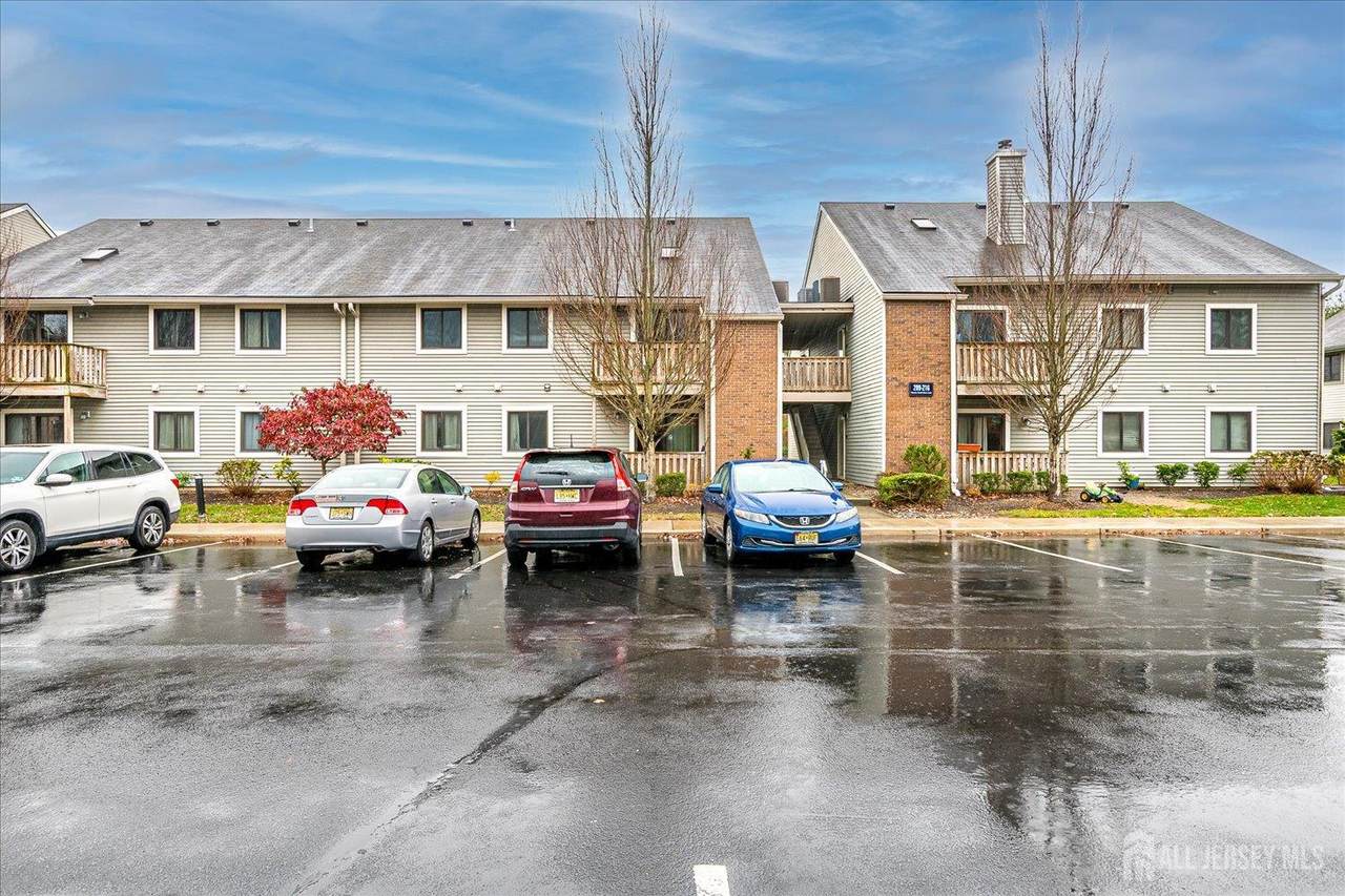 211 Ravens Crest Drive - Photo 1