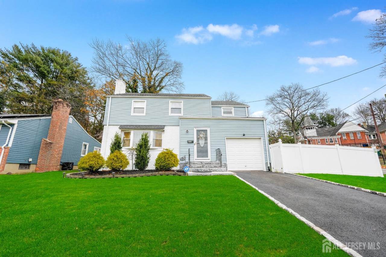 633 Woodland Avenue - Photo 1