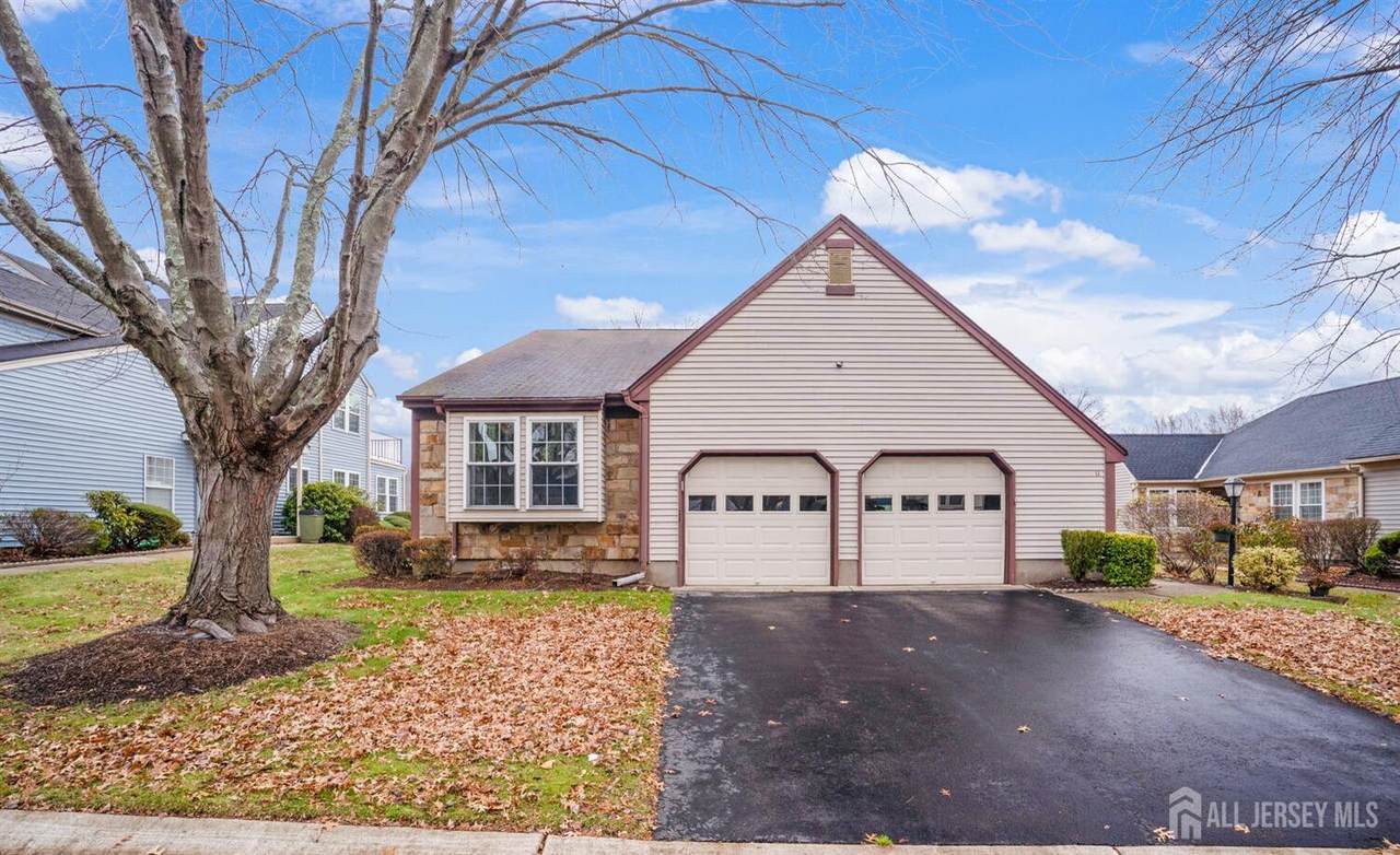 11 Bedfordshire Drive - Photo 1