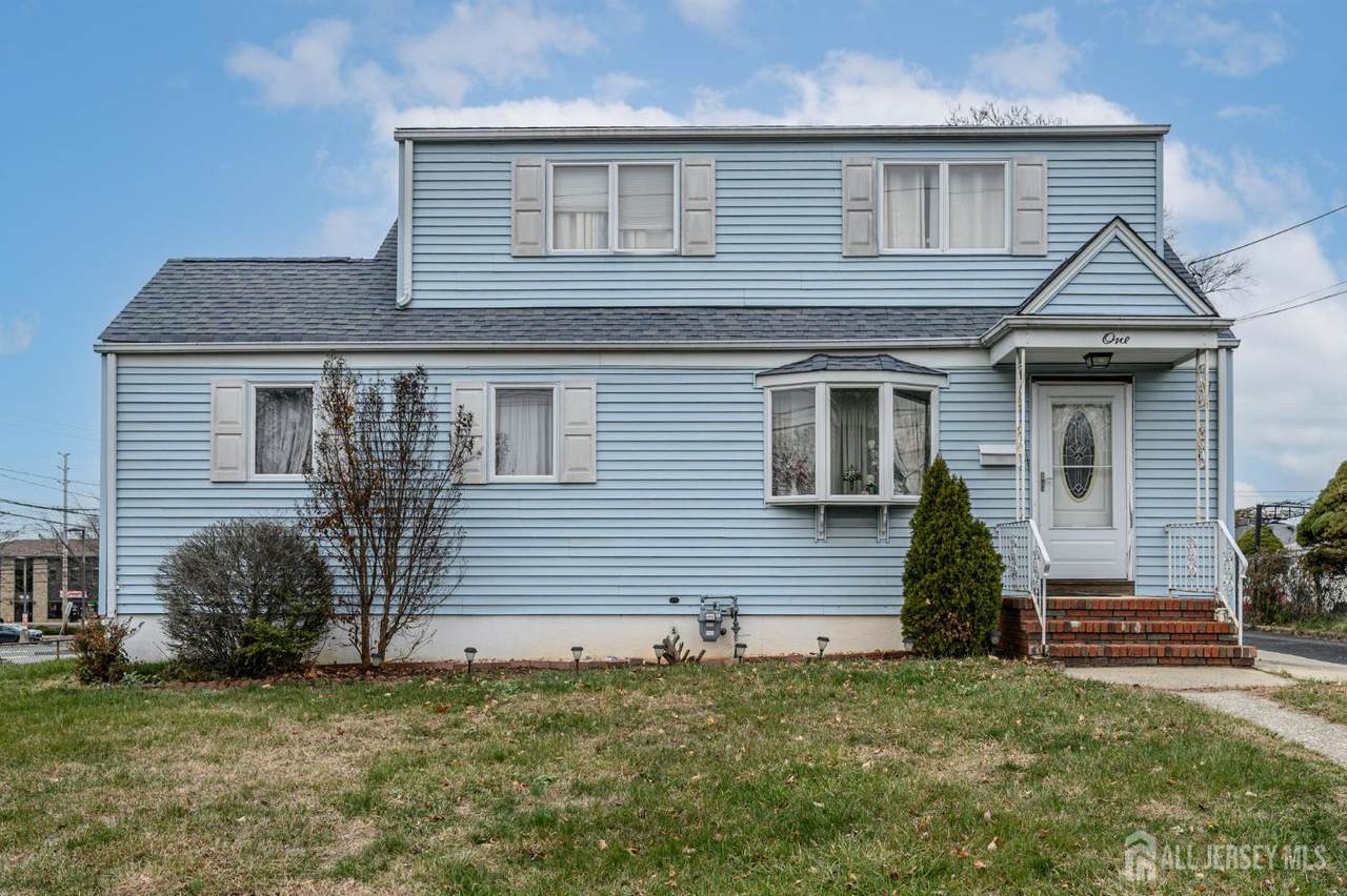 1 Ovington Avenue - Photo 1