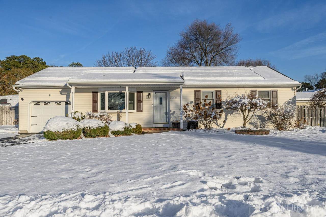 1212 Pemberton Street - Photo 1