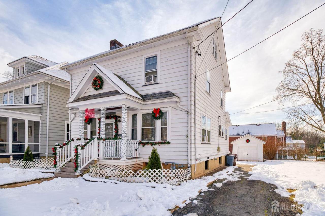 202 New York Avenue - Photo 1