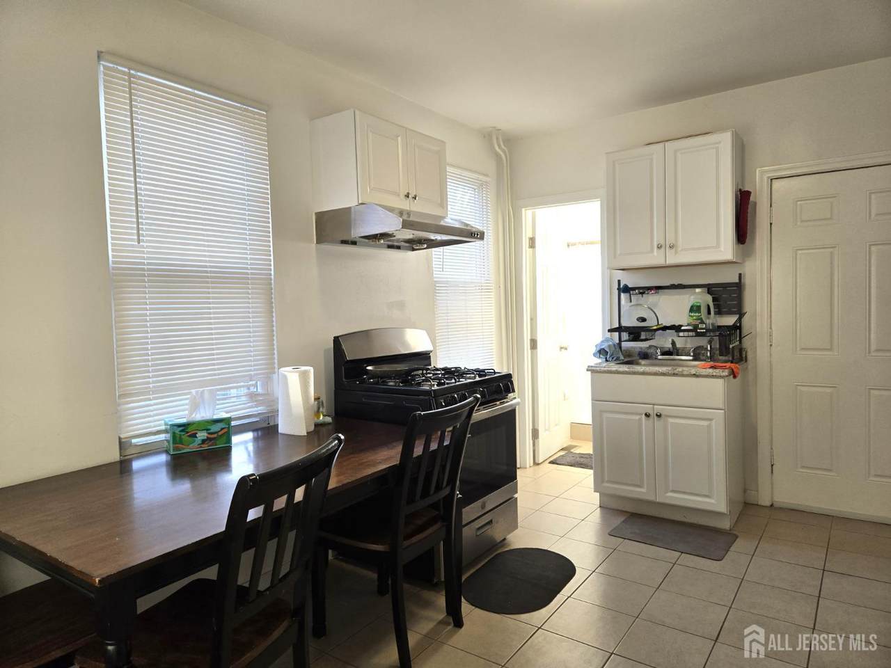 54 Harvey Street - Photo 1