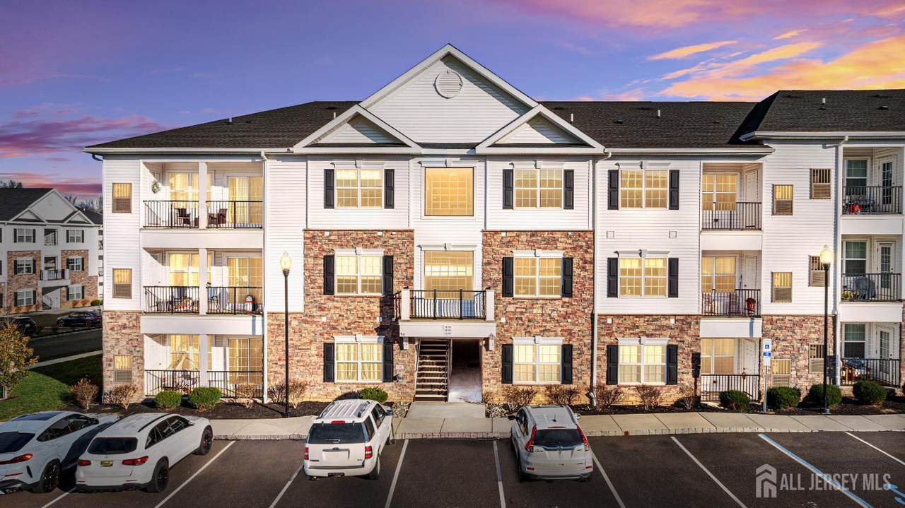 714 Stiller Lane - Photo 1