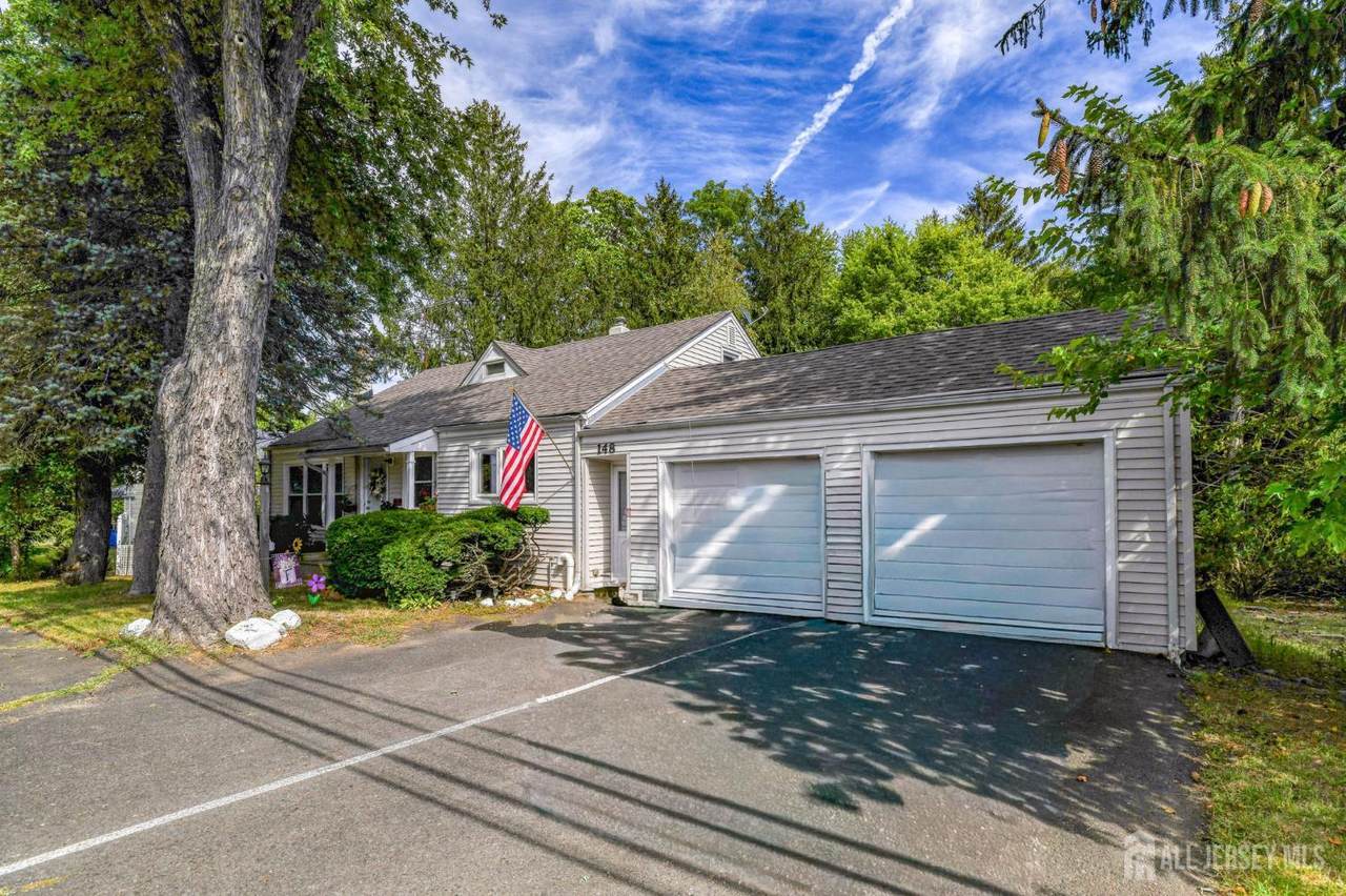 148 Helmetta Road - Photo 1