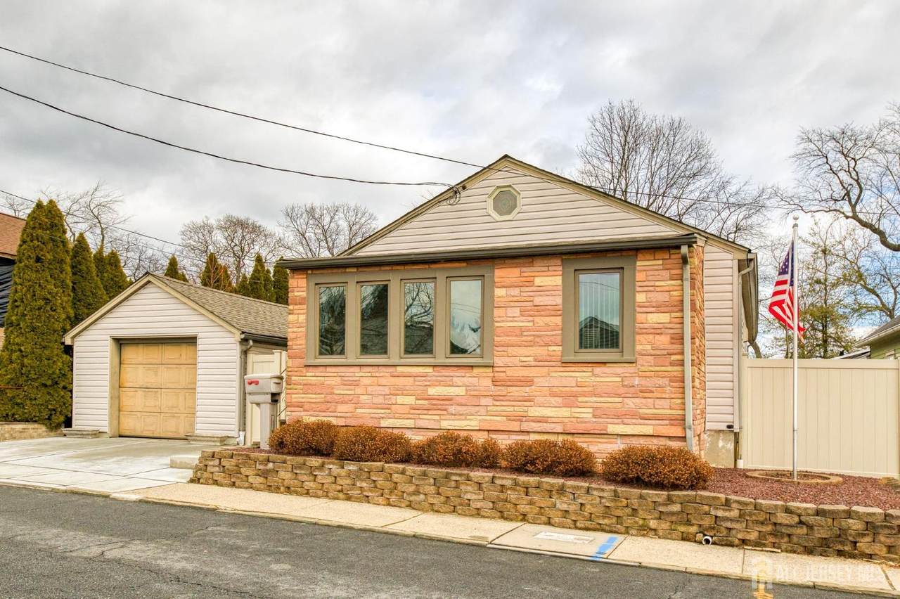 443 Highland Street - Photo 1