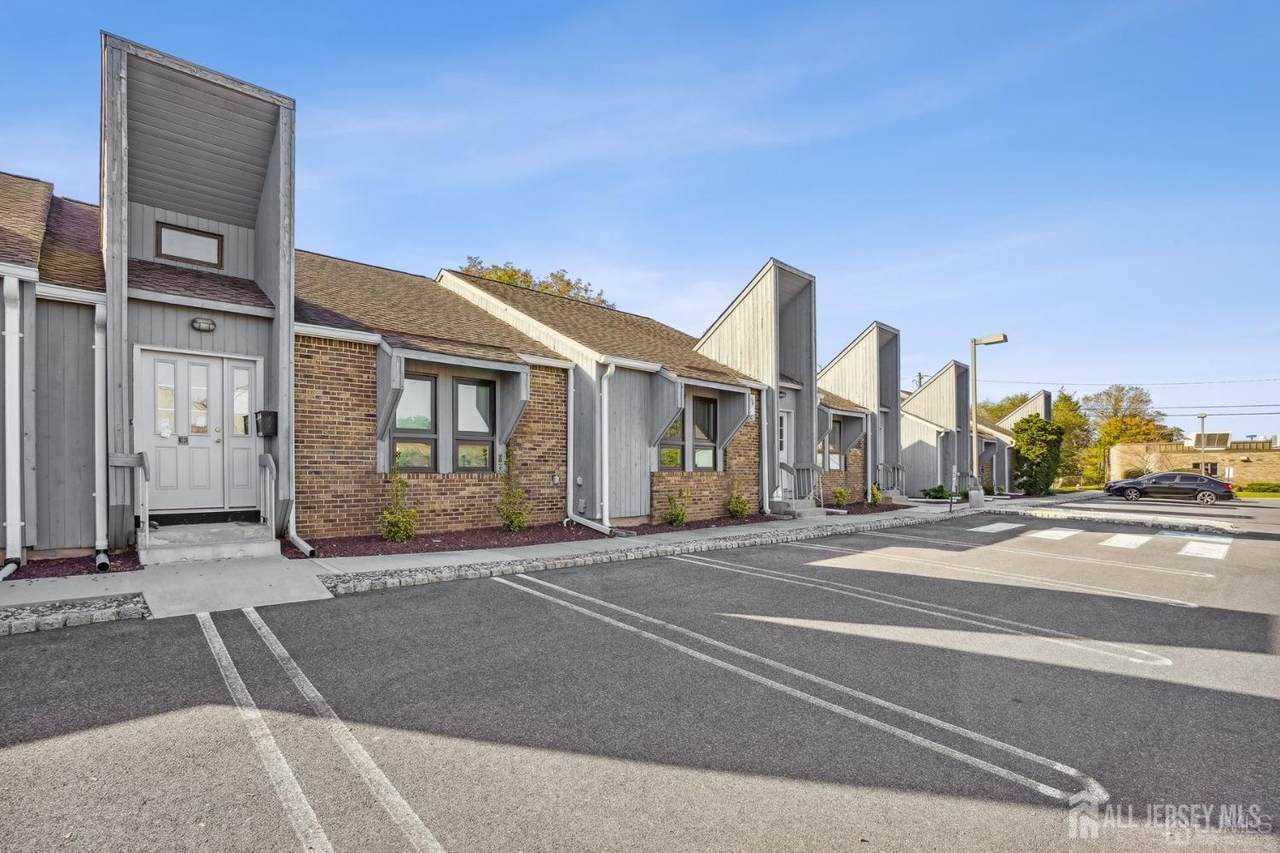 216 Stelton Road - Photo 1