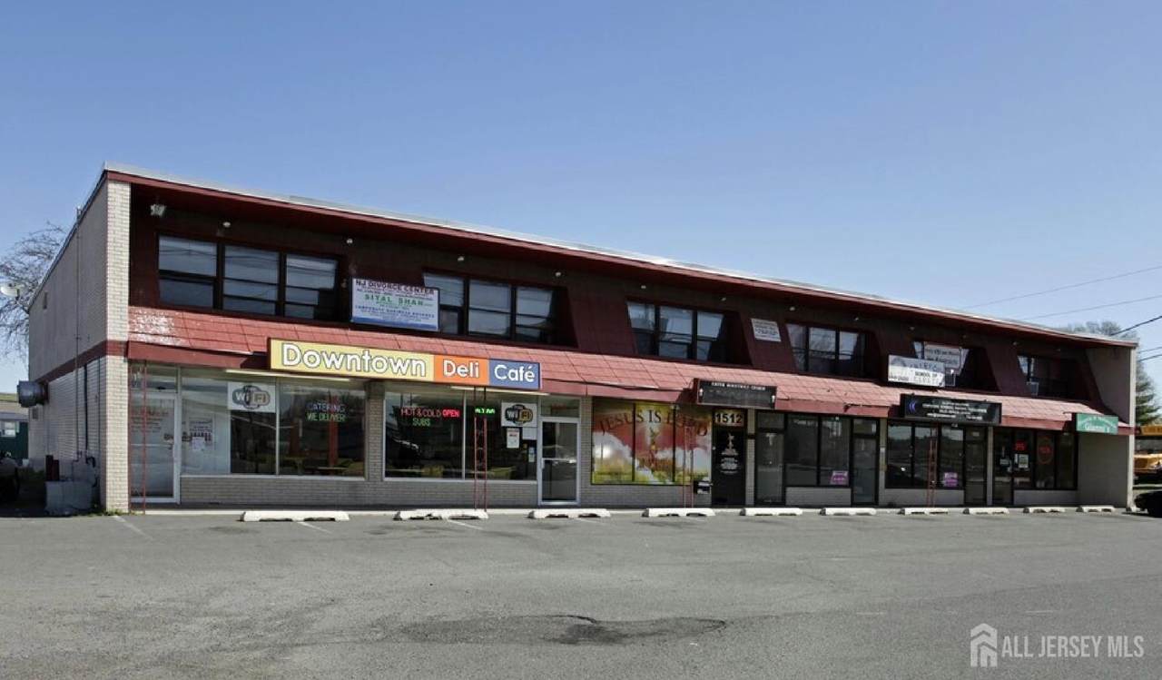 1520 Roosevelt Avenue - Photo 1