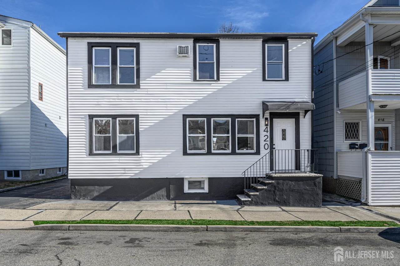 420 Morrissee Avenue - Photo 1