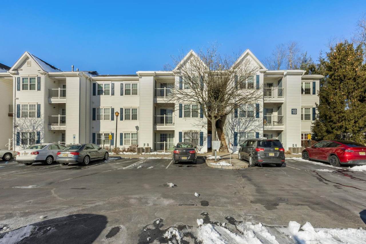 1036 Waterford Drive - Photo 1