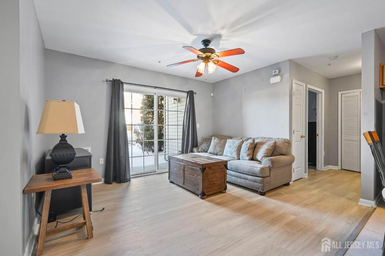 1228 Morning Glory Drive - Photo 1