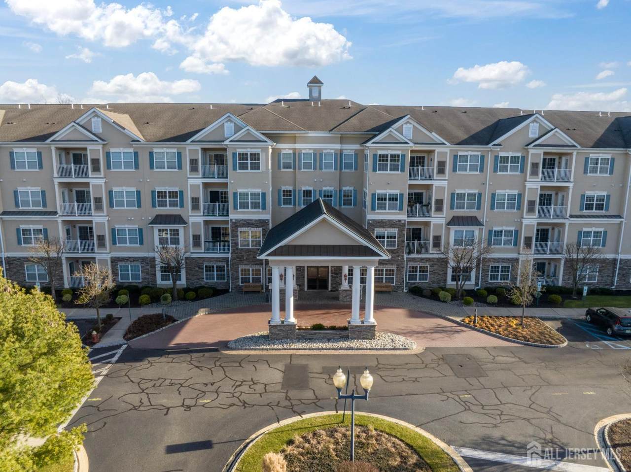 540 Cranbury Road - Photo 1