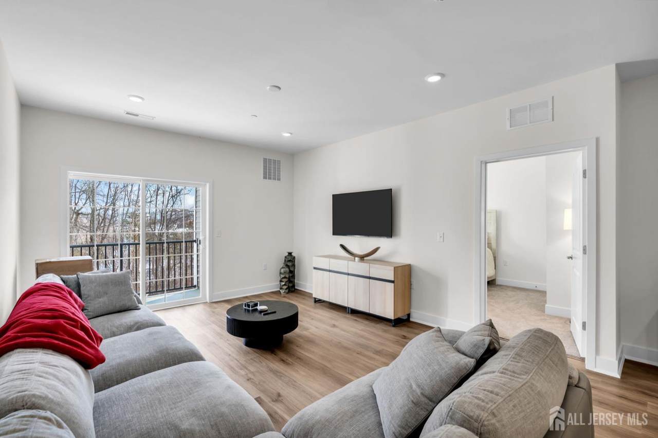 30102 Radford Court - Photo 1