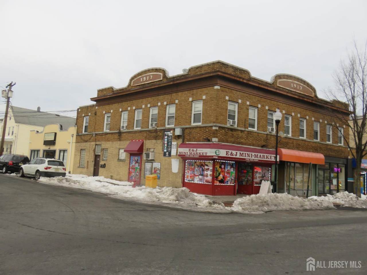 238 New Brunswick Avenue - Photo 1