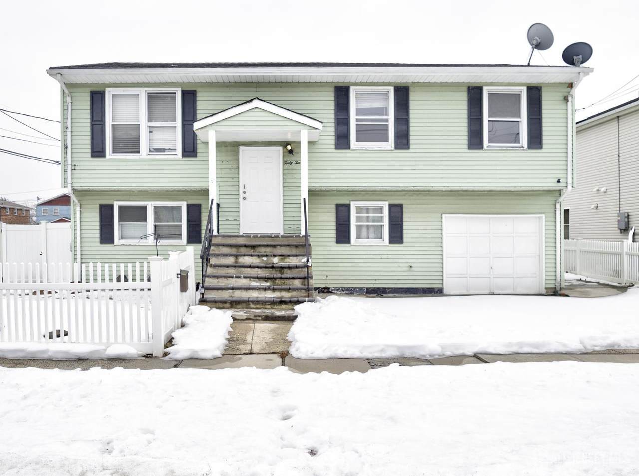 42 Mercer Street - Photo 1
