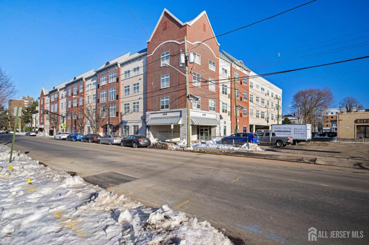 400 E Front Street - Photo 1