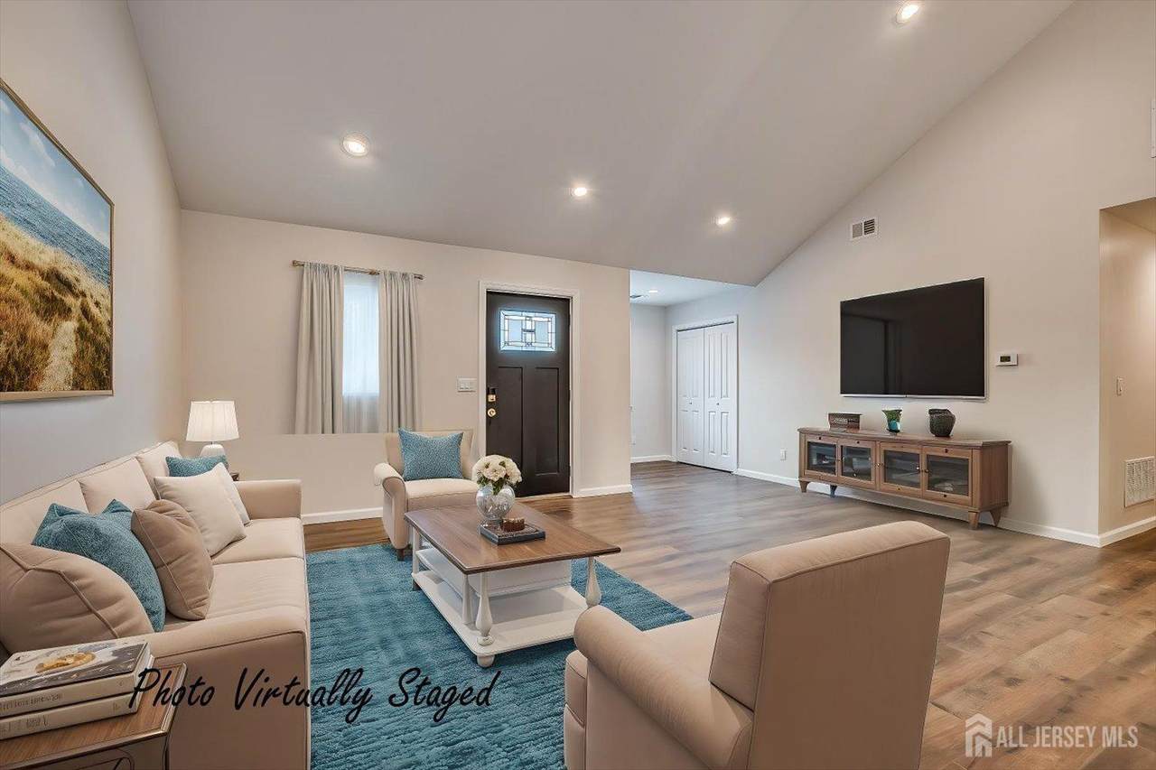 83 Sagamore Avenue - Photo 1