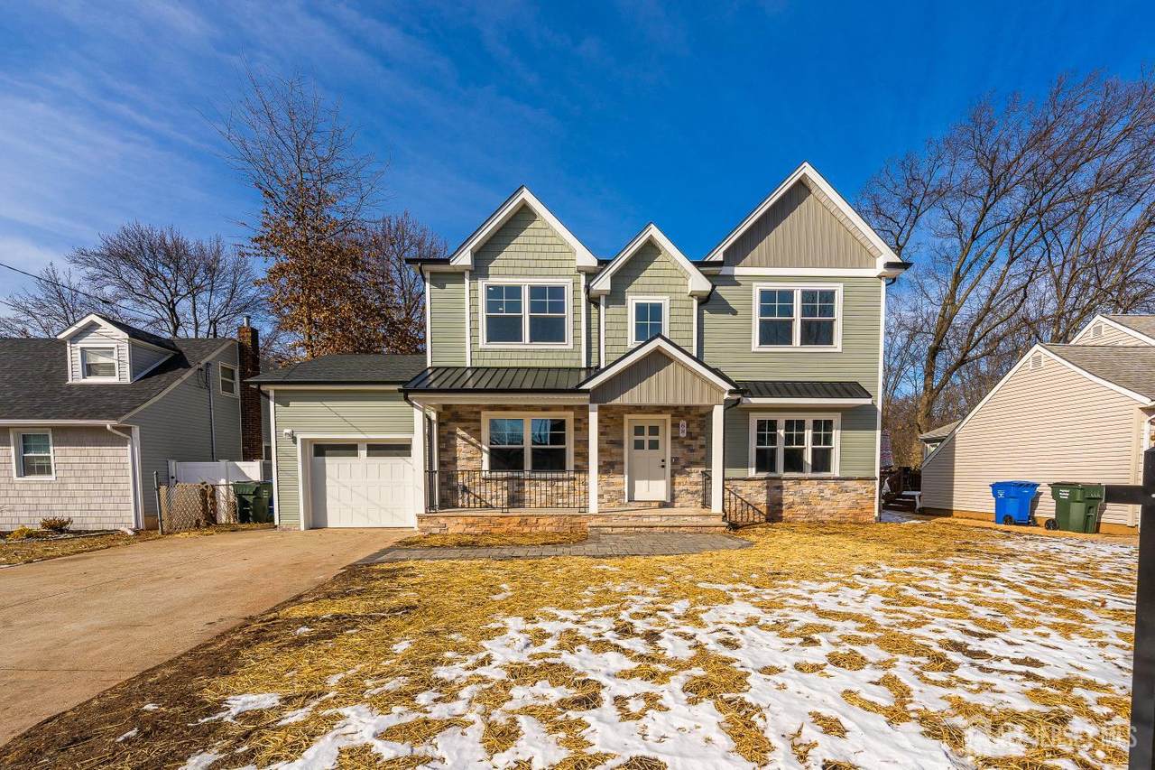 68 Longfellow Drive - Photo 1