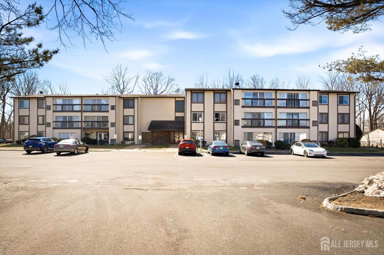 277 Crosse Drive - Photo 1