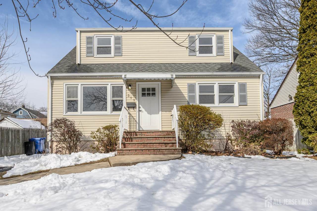311 Chestnut Street - Photo 1