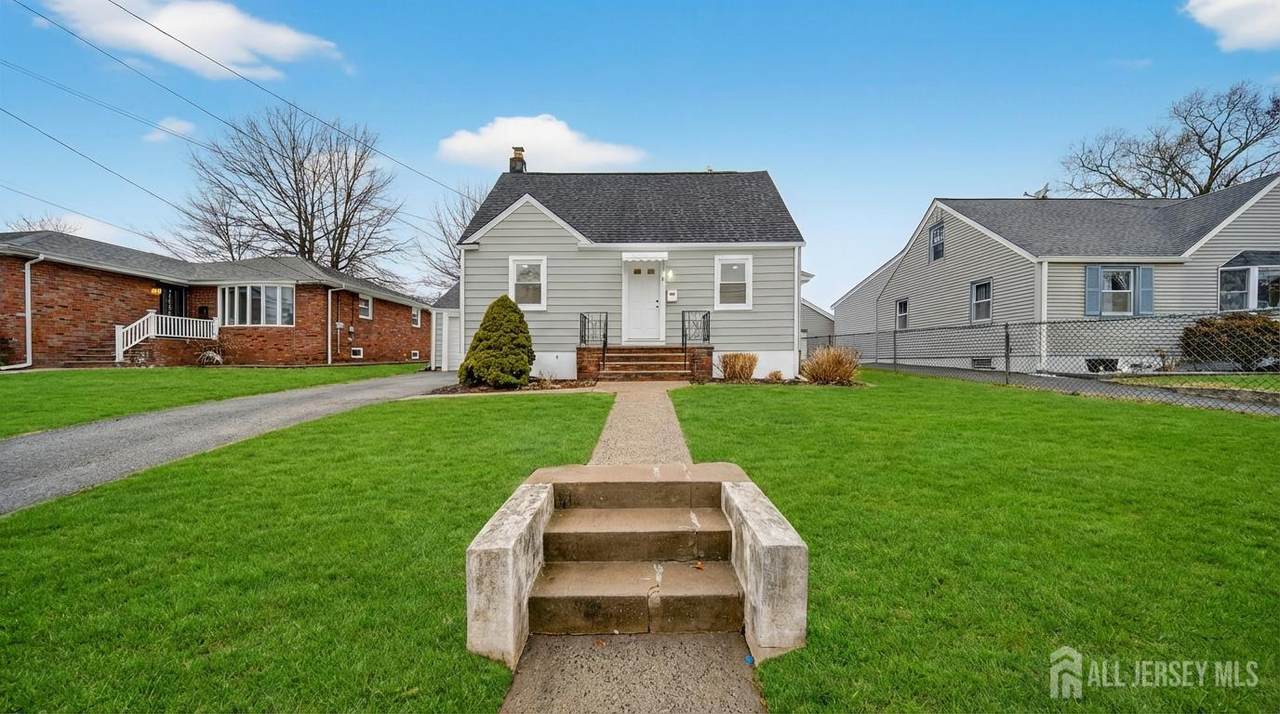 33 Cornell Street - Photo 1