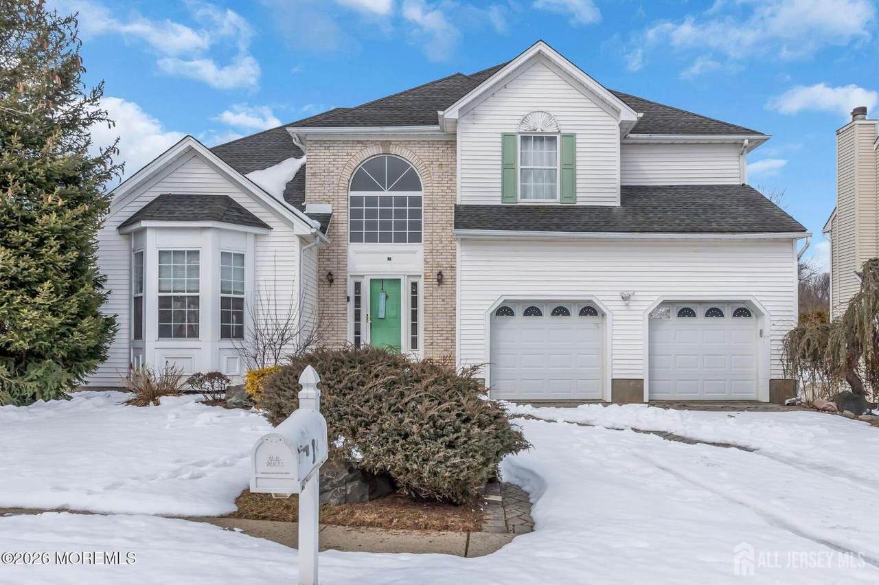 18 Lysbeth Lane - Photo 1