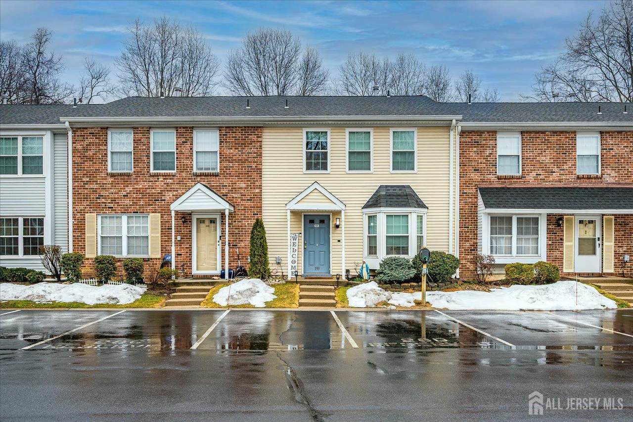199 Applegate Lane - Photo 1